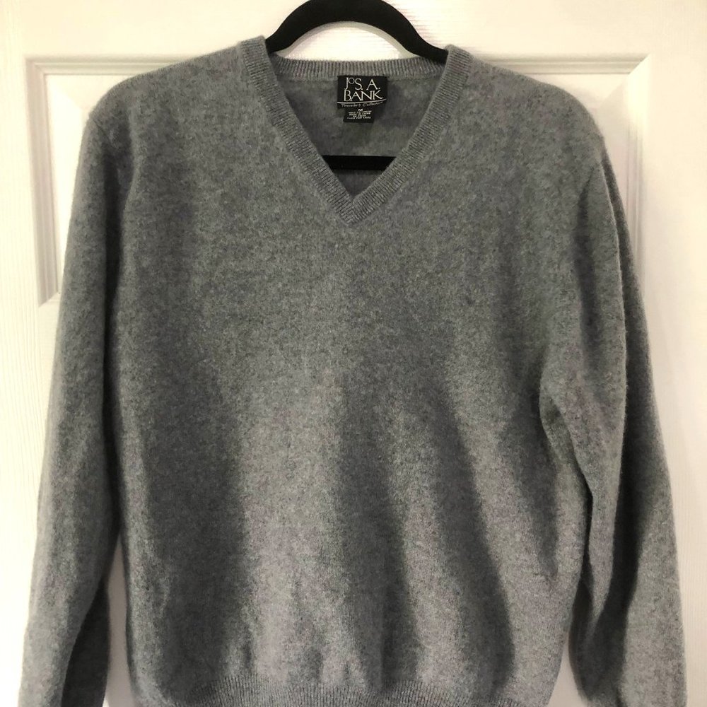 Jos A Bank - Grey Cashmere Sweater - Travelers Collection